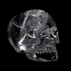 Redimensionnement de crystal-skull1